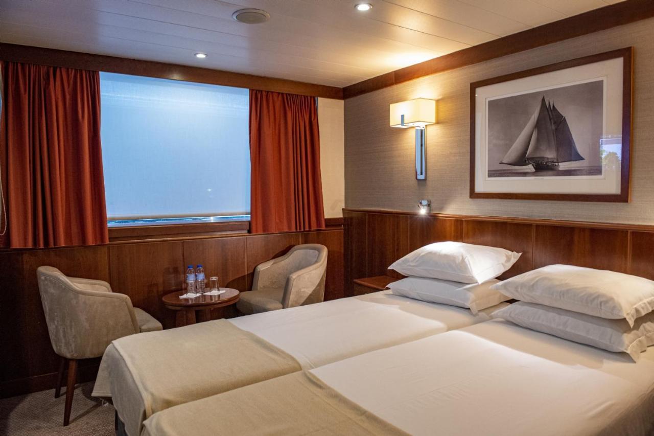 Hotel Douro Cruiser à Vila Nova de Gaia Extérieur photo