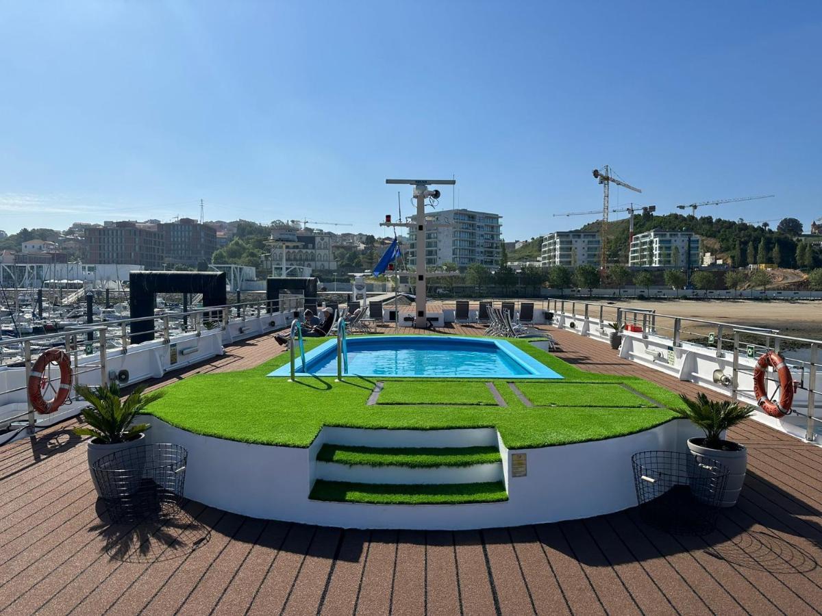 Hotel Douro Cruiser à Vila Nova de Gaia Extérieur photo